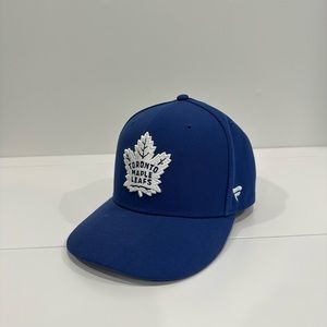 7 3/8 Fitted Toronto Maple Leafs Hat